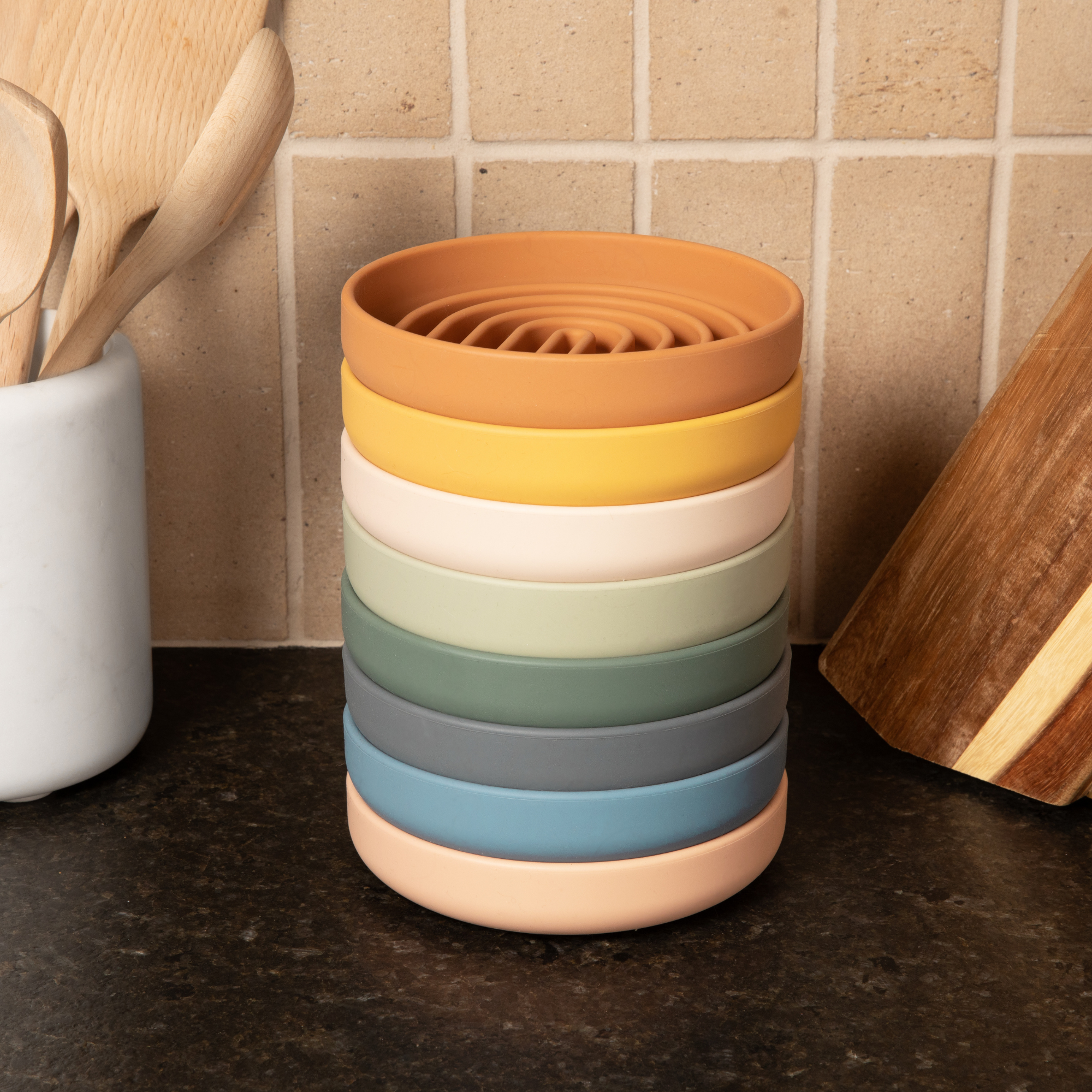 The Slowdown Bowl: Slow Feeder & Lick Mat